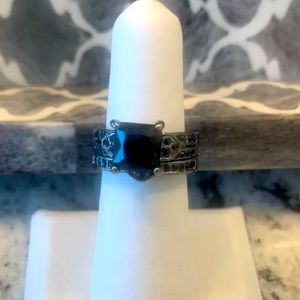 Majestic Black Gem Ring Set